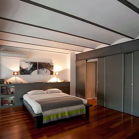 Luxurious And Bright Loft *