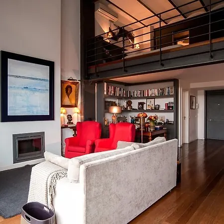 Luxurious And Bright Loft Apartment Lisbon